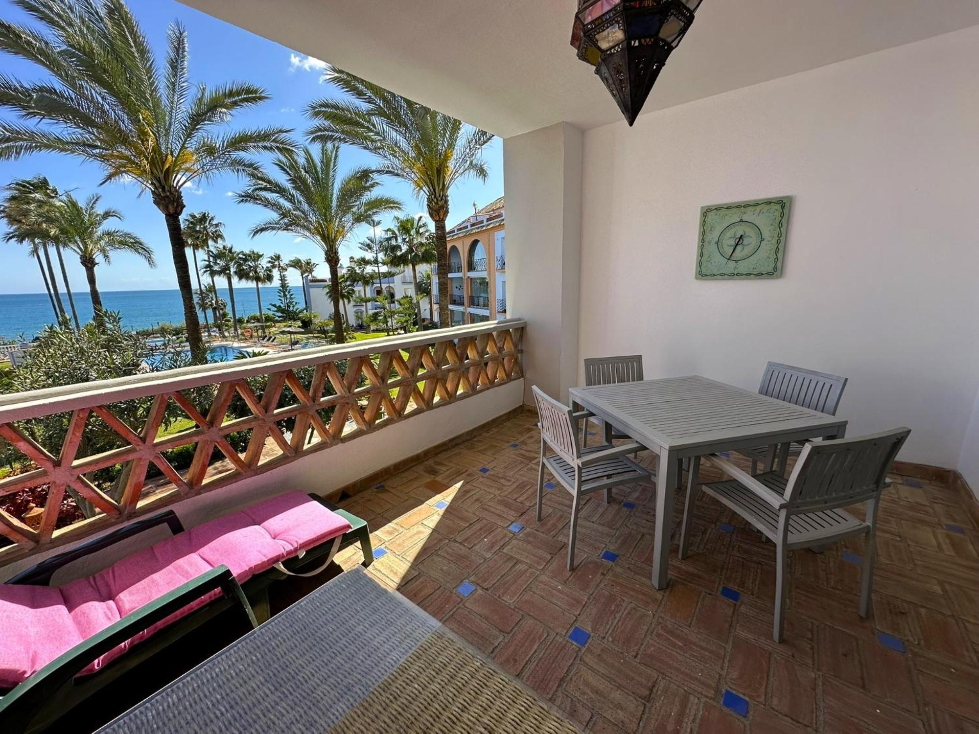 La Perla De Marakech Estepona Exterior foto