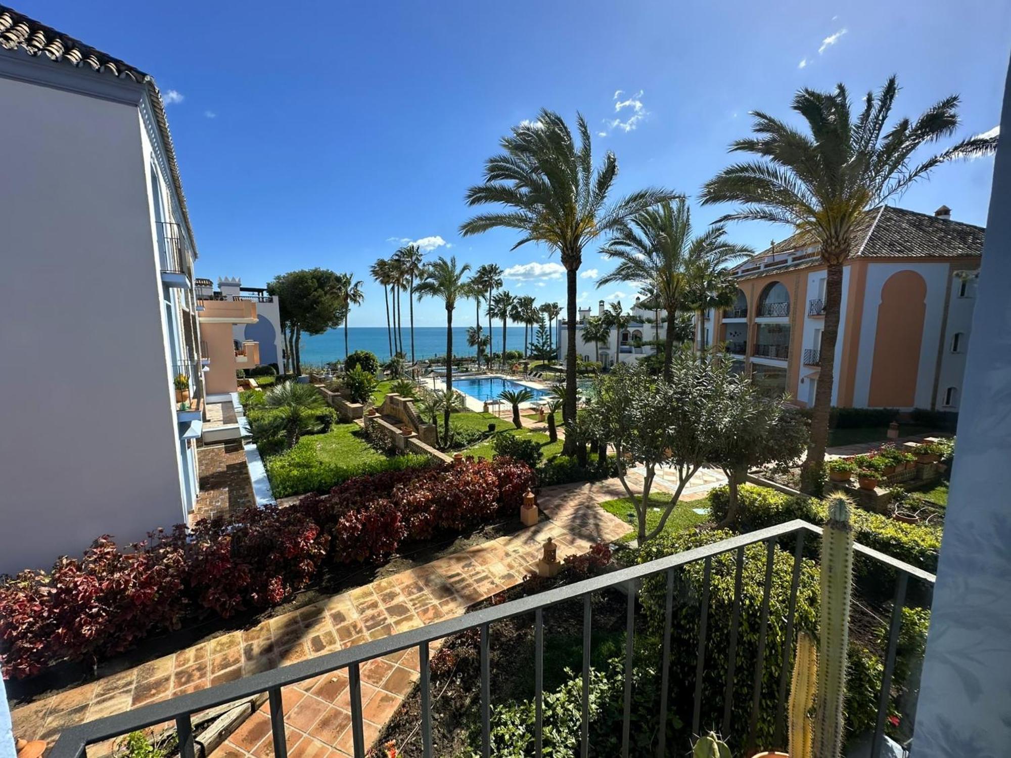 La Perla De Marakech Estepona Exterior foto